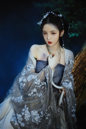 直播：暴打东北虎，这叫小萝莉？